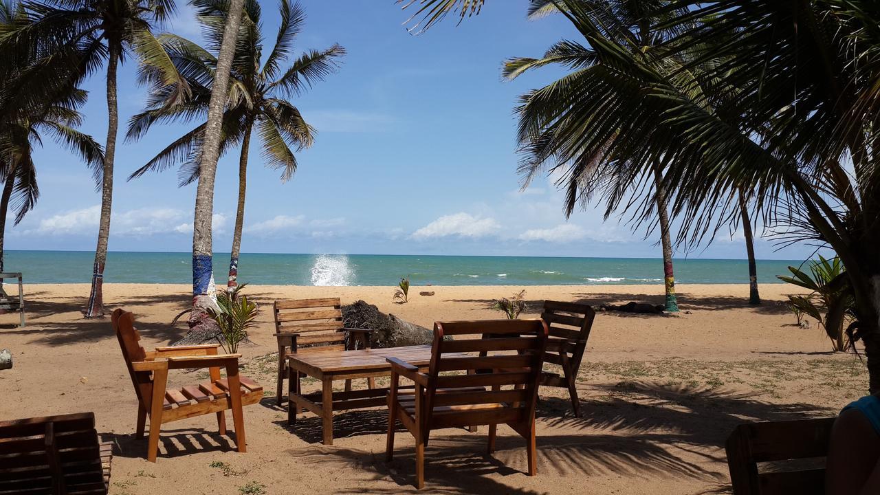 Ko-Sa Beach Resort Ampeni 외부 사진